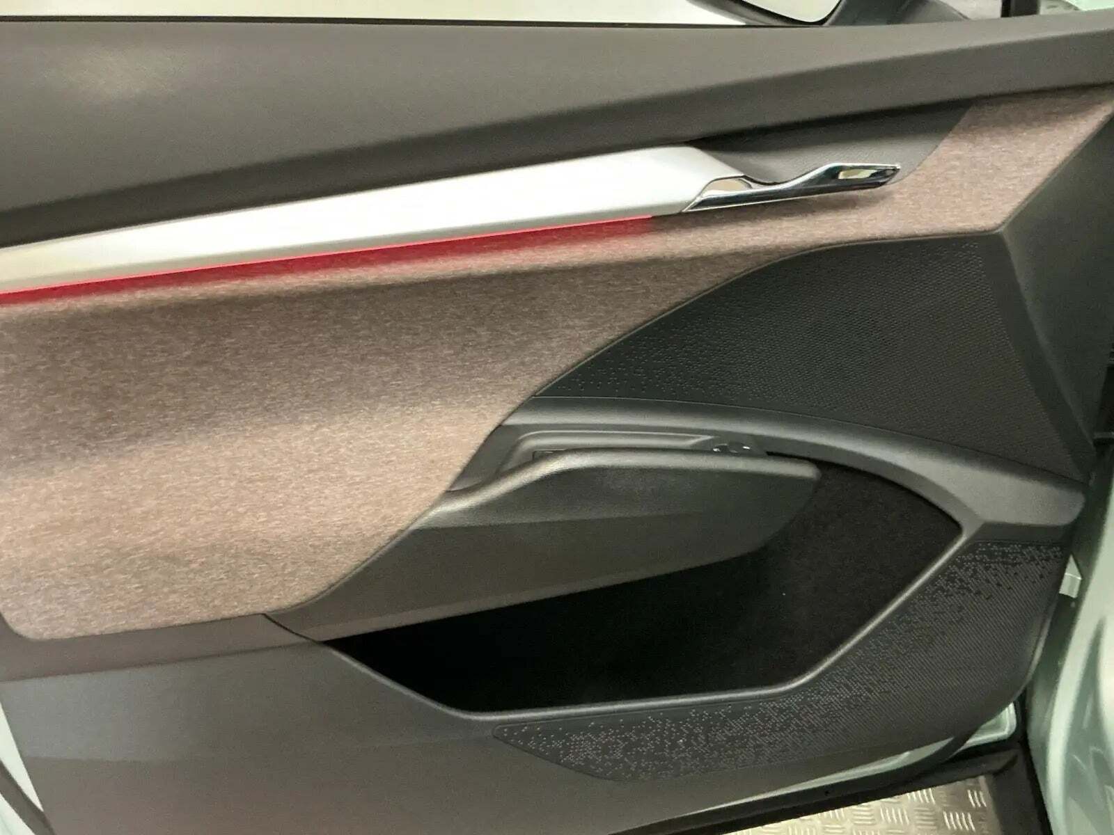 Skoda Enyaq 80 iV Lodge