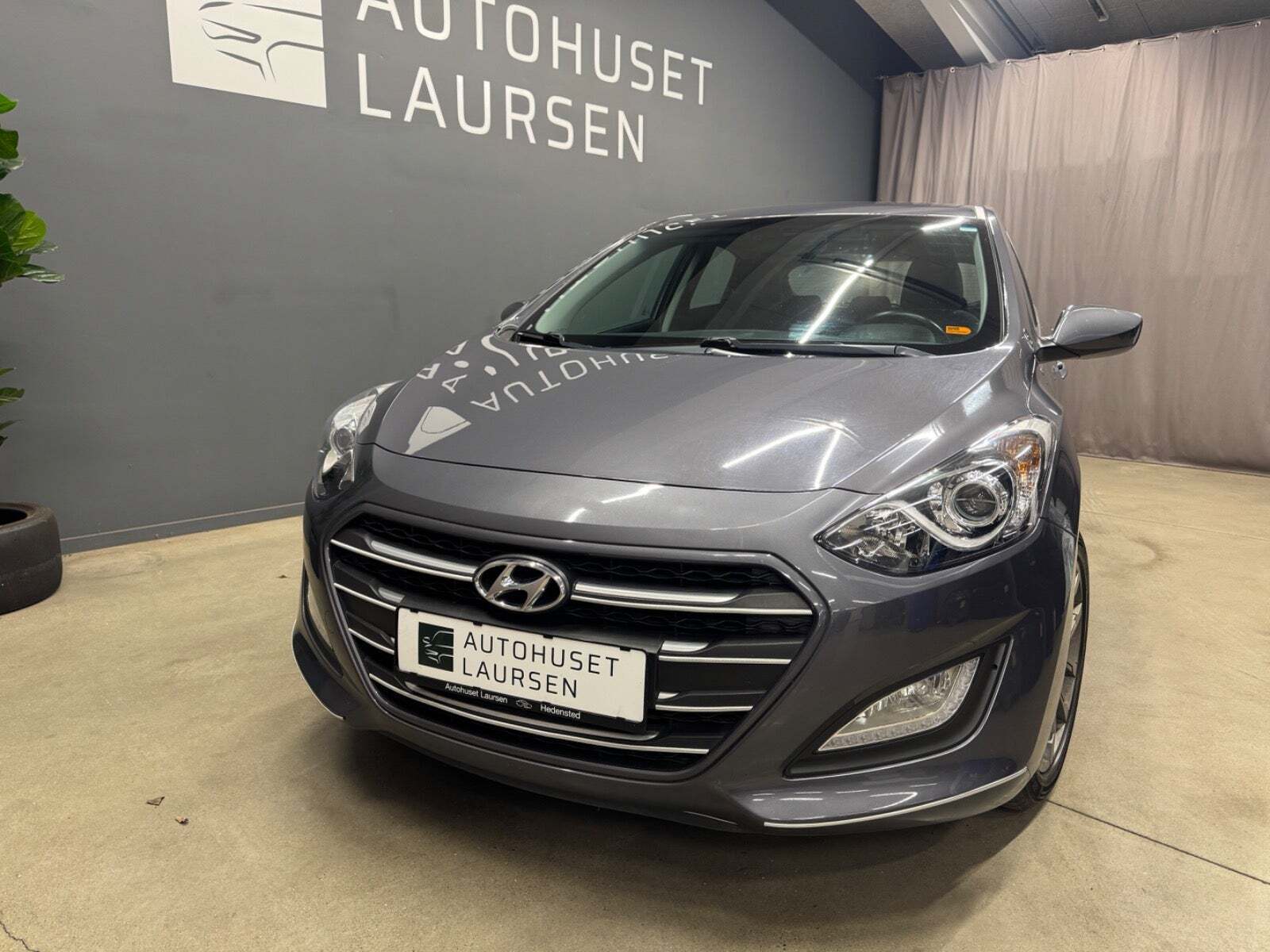 Hyundai i30 1,6 GDi Premium