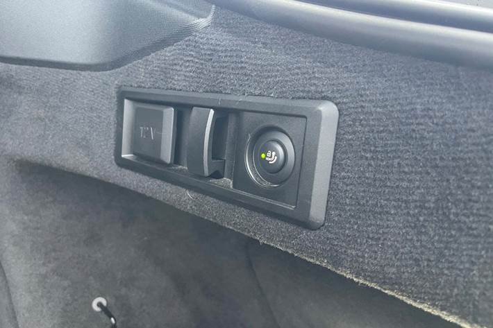 Grå BMW i4 fra 2022