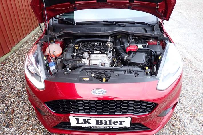 Rød Ford Fiesta fra 2018