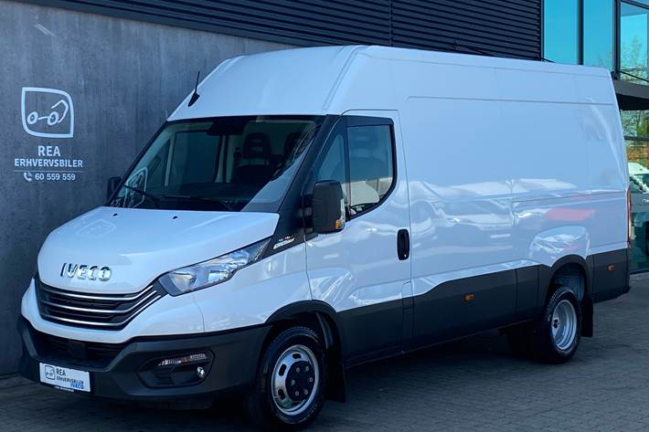 Hvid Iveco Daily fra 2023