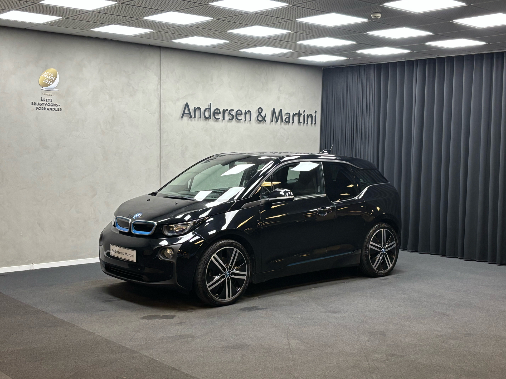 Sort BMW i3 fra 2017