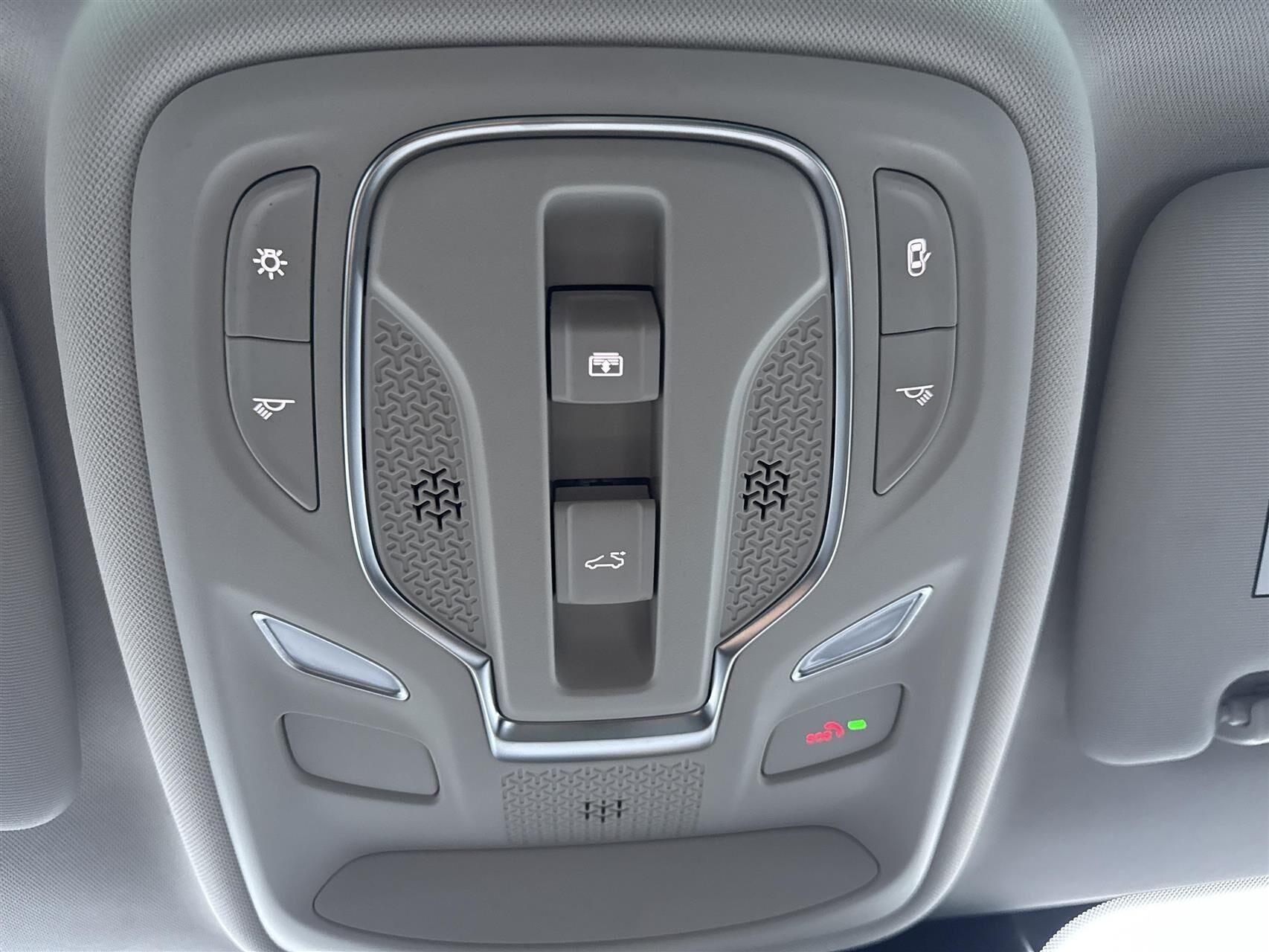 Grå MG Marvel R fra 2022