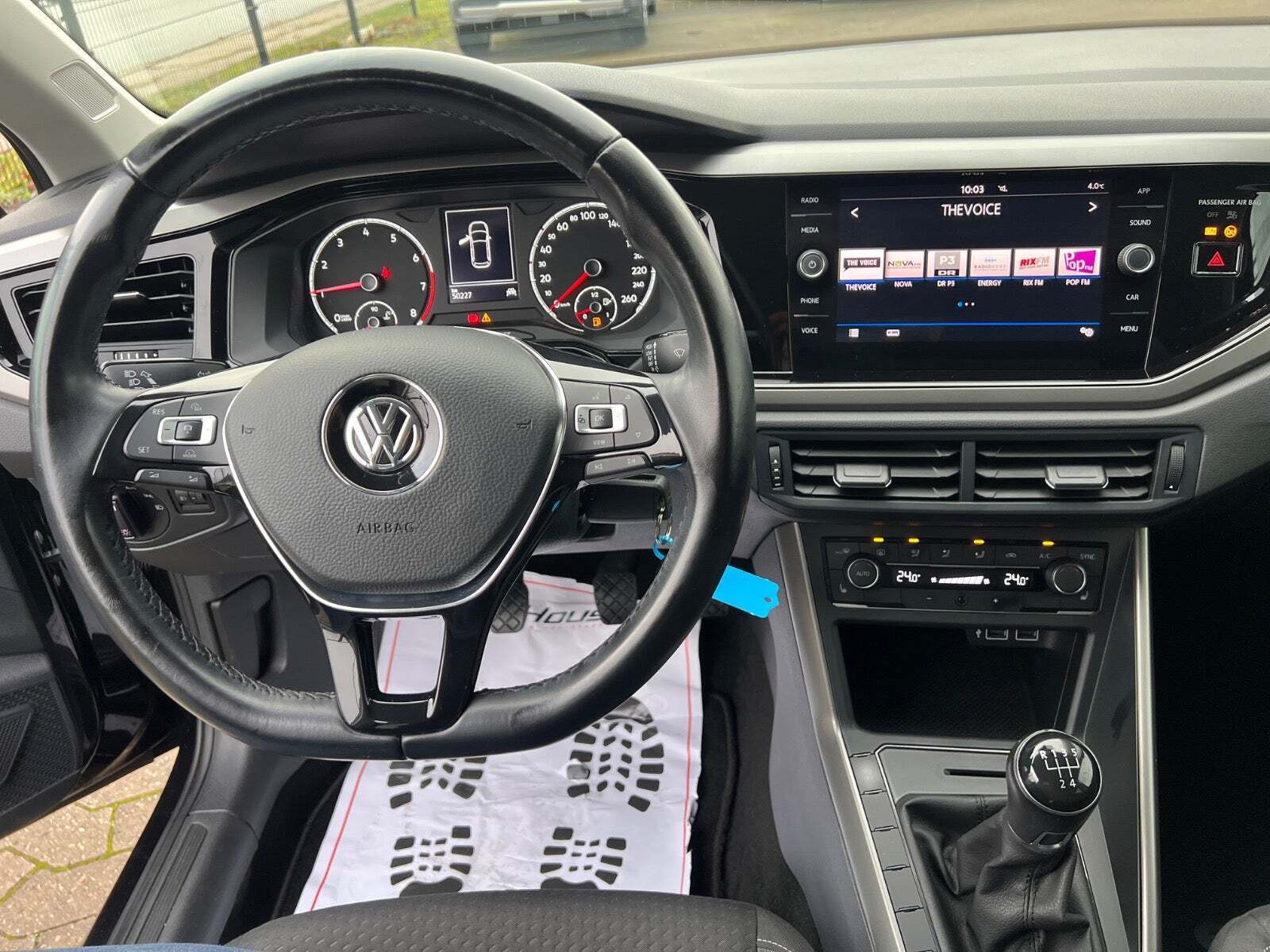 Sort VW Polo fra 2019