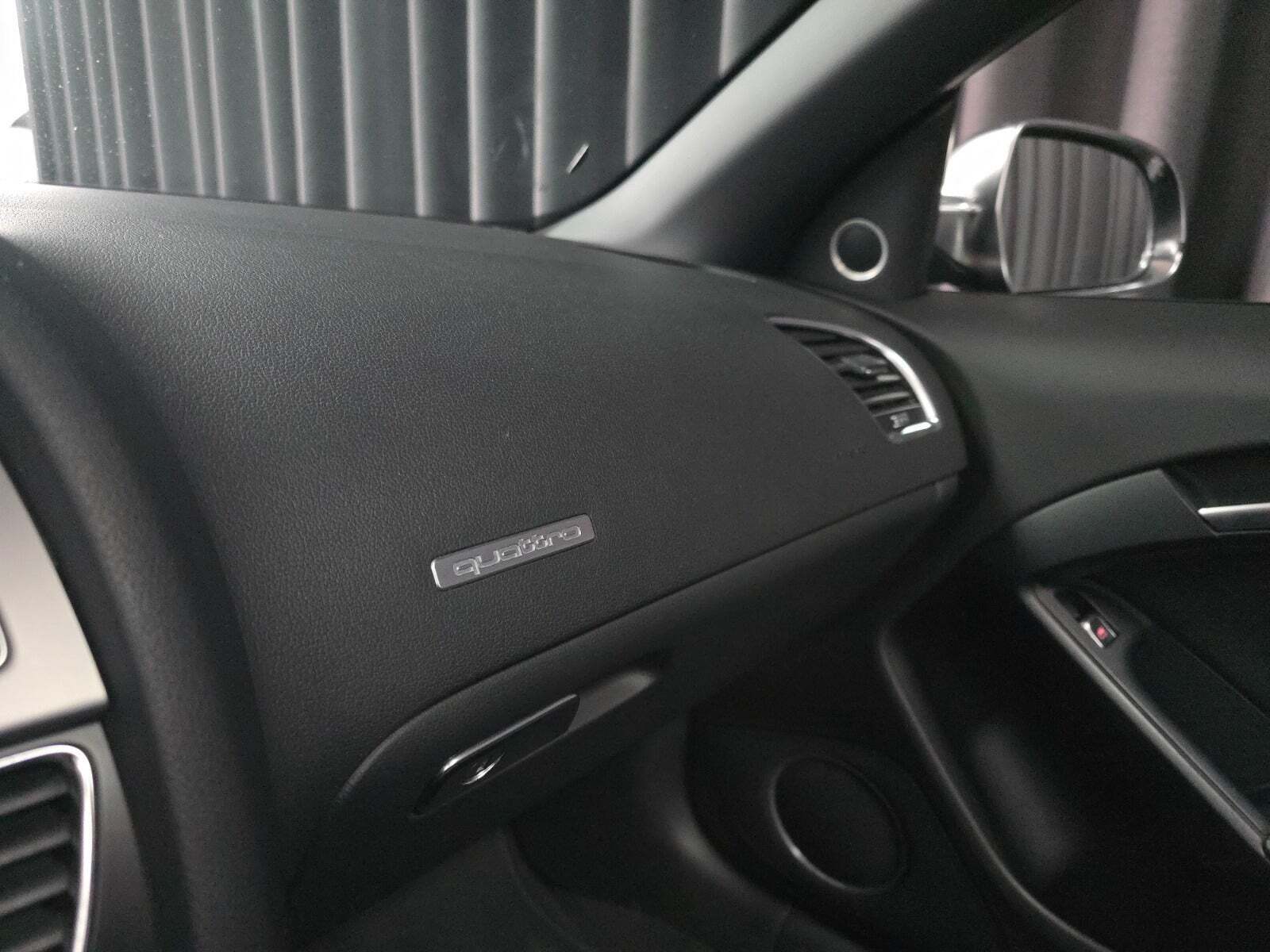 Sort Audi A5 fra 2012