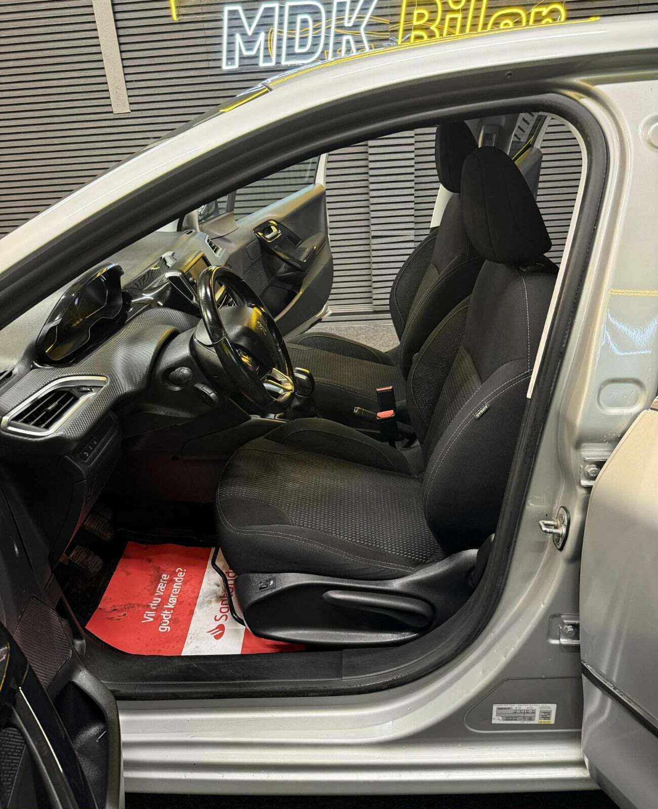 Peugeot 208 1,6 BlueHDi 100 Active