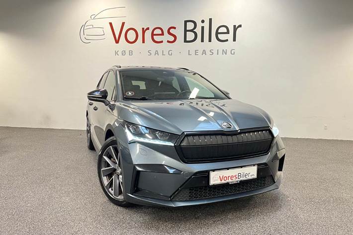 Grå Skoda Enyaq fra 2021 set udefra