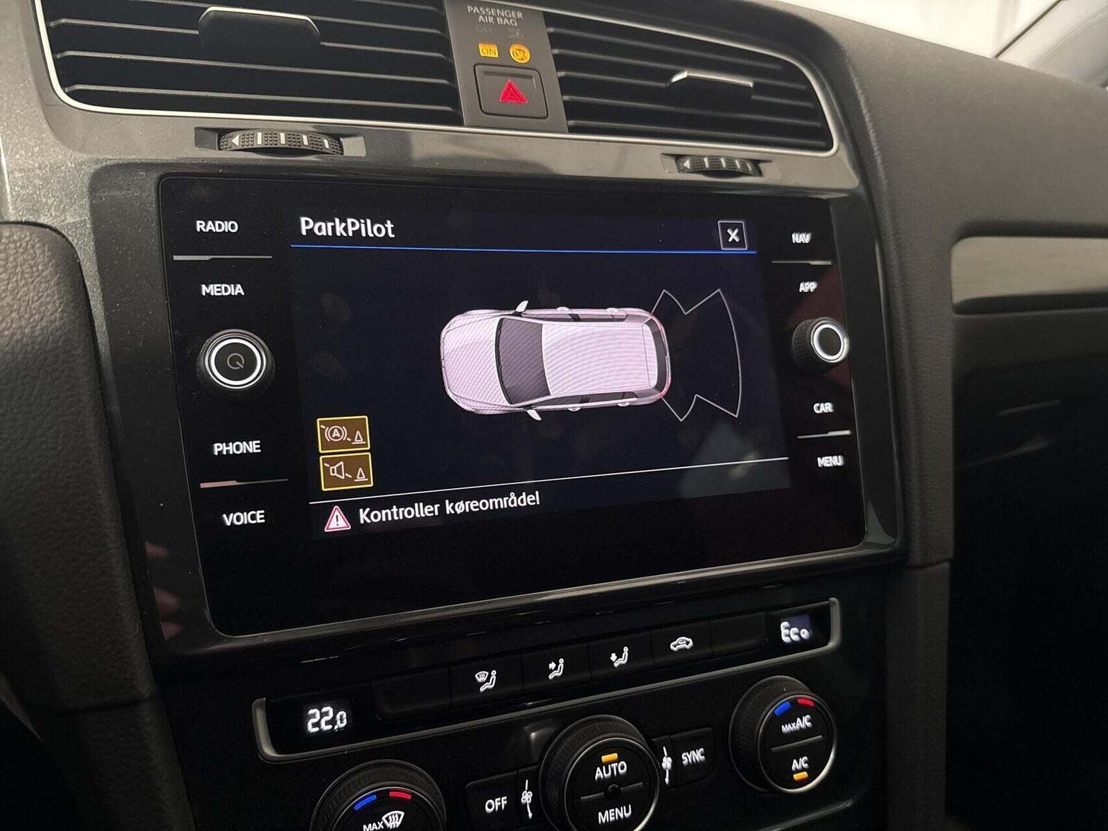 Hvid VW e-Golf VII fra 2020