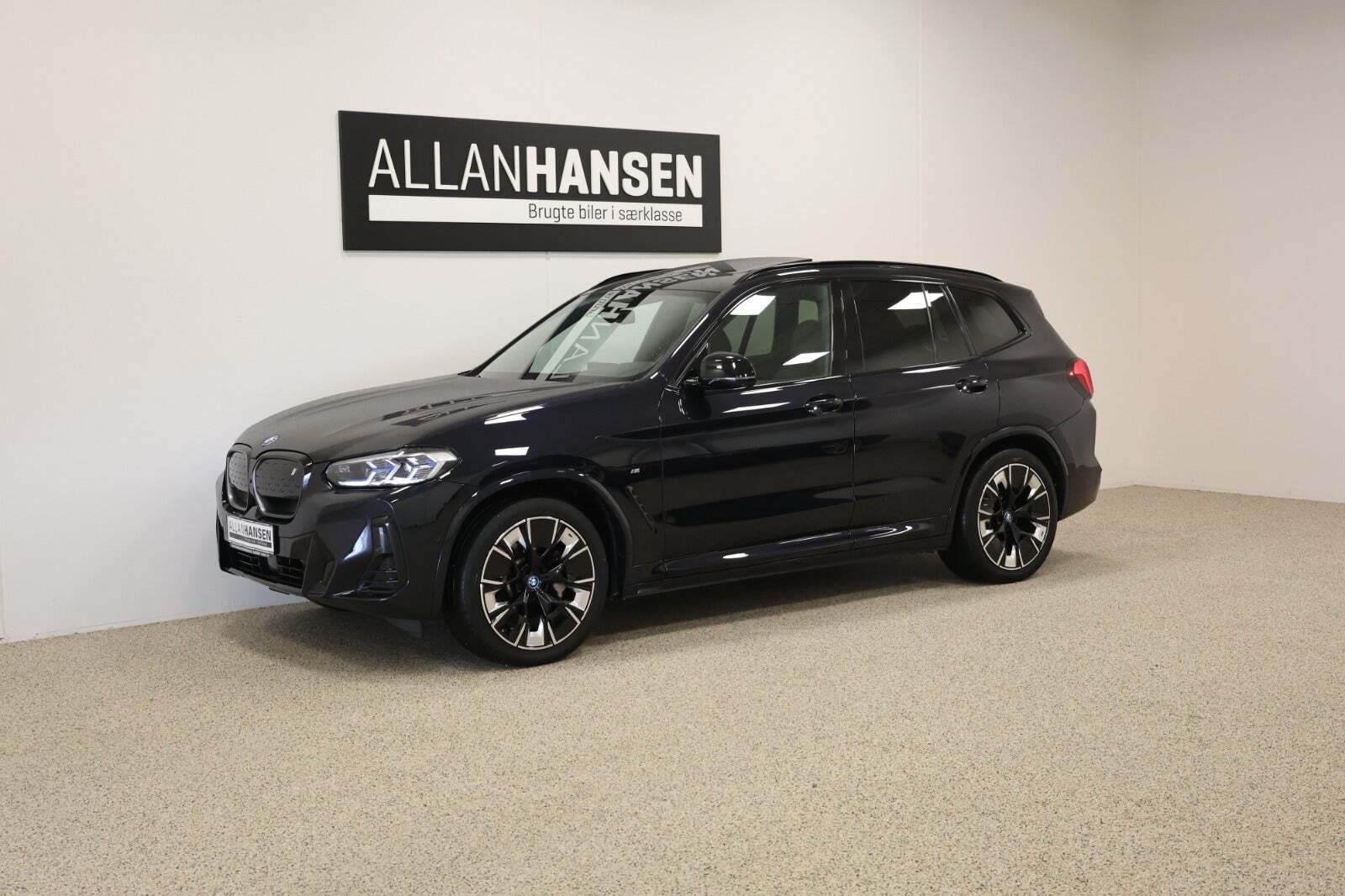 BMW iX3 Charged Plus M-Sport