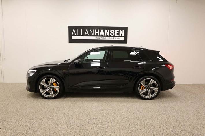 Sort Audi e-tron fra 2022