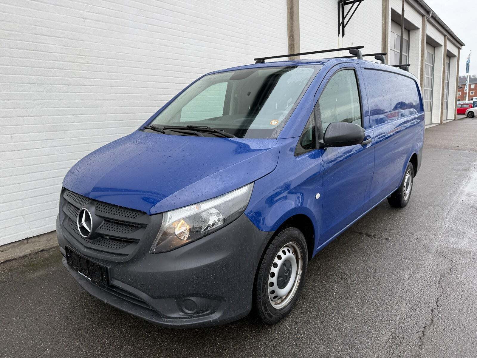 undefined Mercedes Vito 109 fra 2018 set udefra