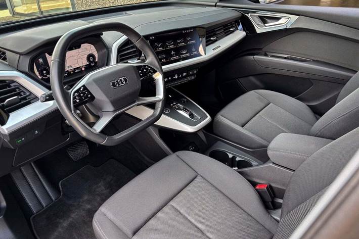 Sort Audi Q4 e-tron fra 2023