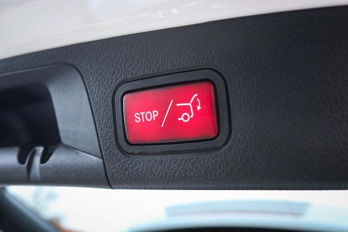 Hvid Mercedes EQA350 fra 2023