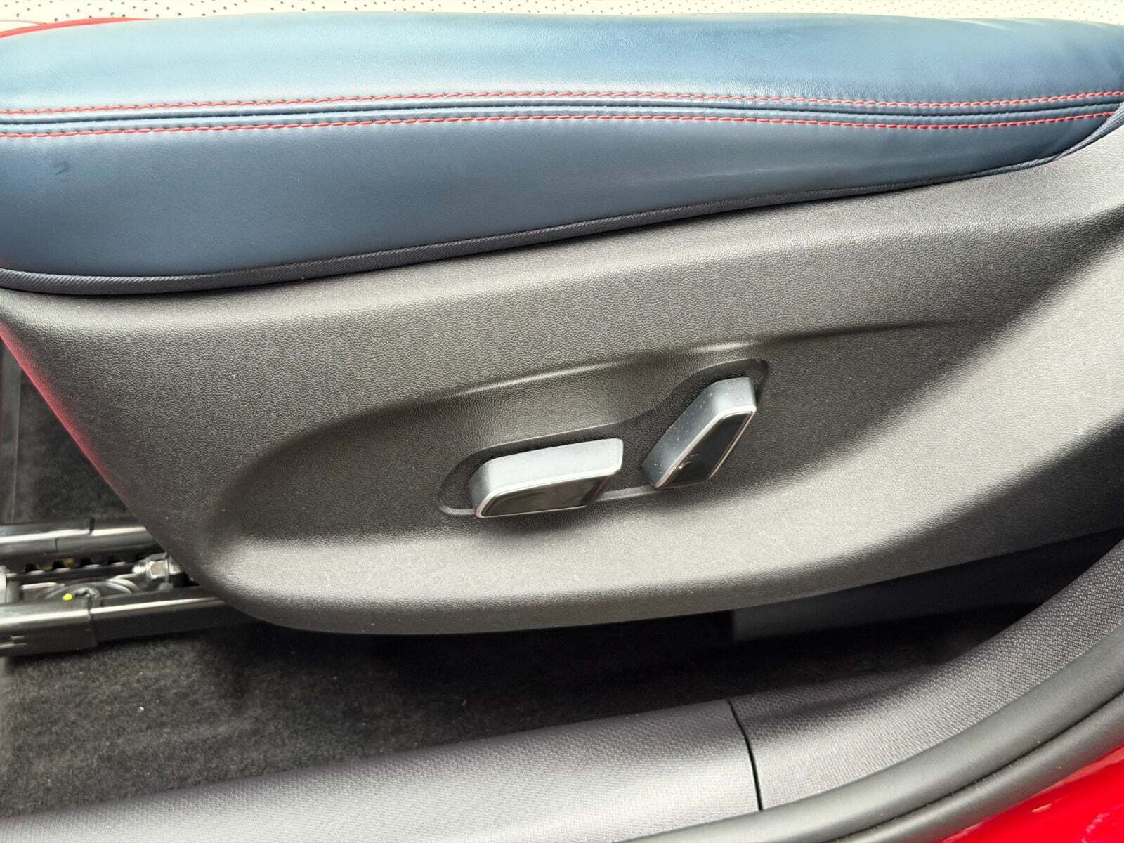 Rød BYD Atto 3 fra 2022