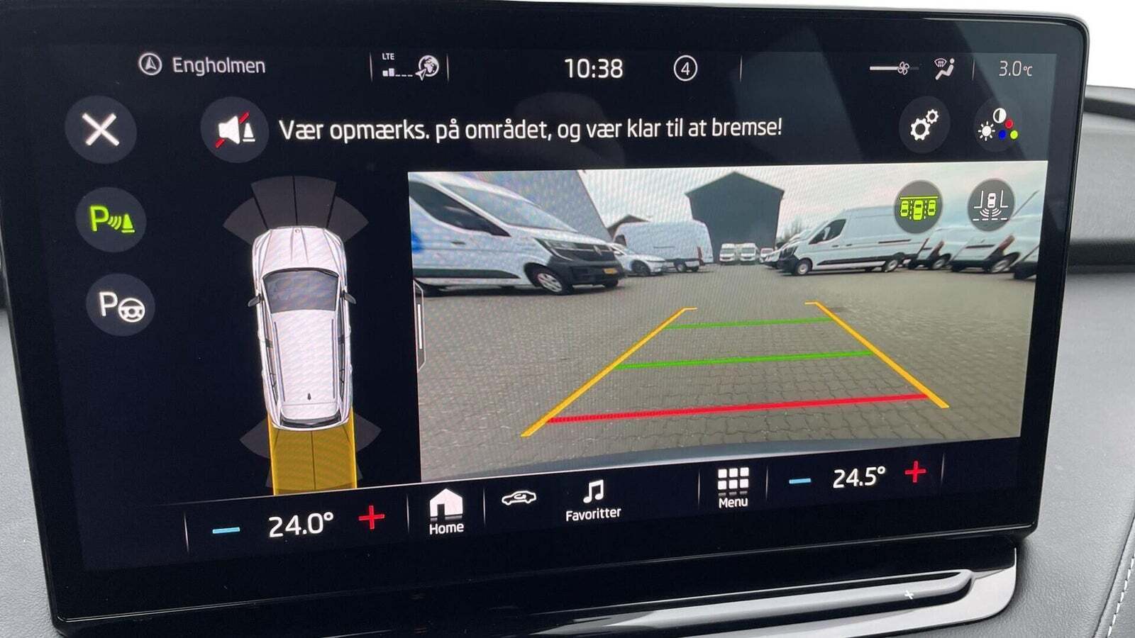 Grå Skoda Enyaq fra 2022