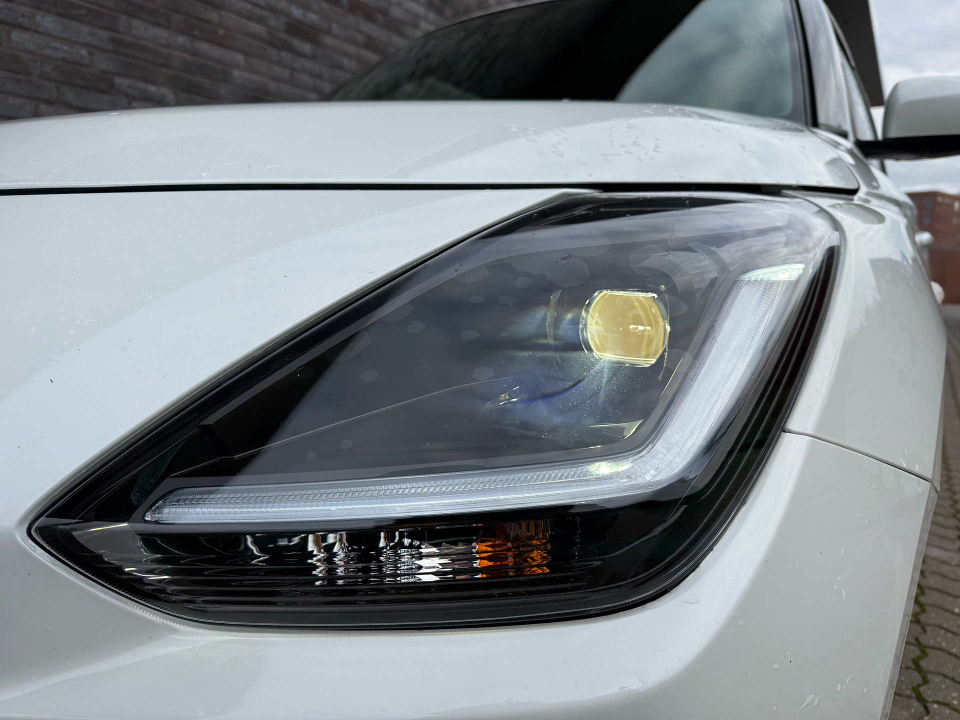 Hvid Suzuki Swift fra 2025