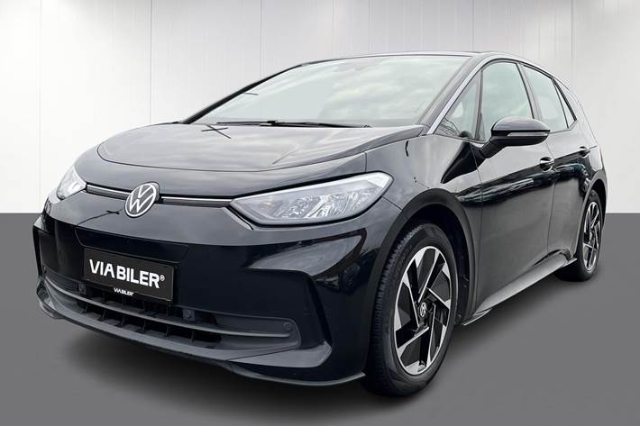 Sort VW ID.3 fra 2023 set udefra