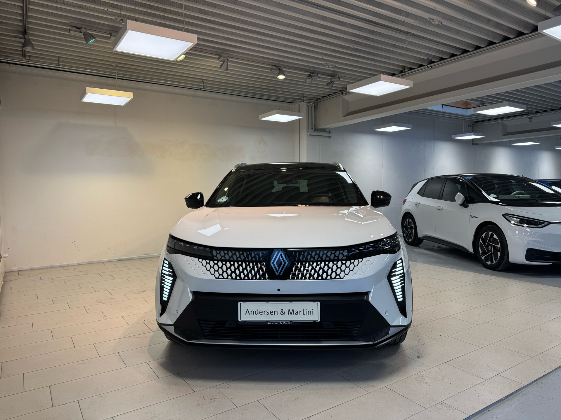 Renault Scénic E-TECH Techno 220HK Aut.