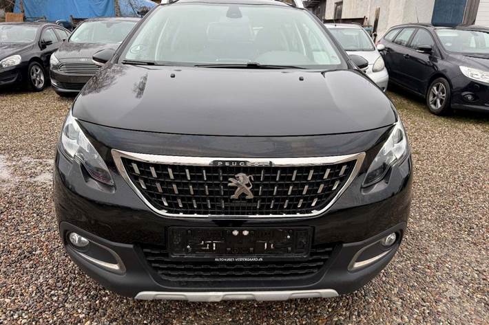 Sort Peugeot 2008 fra 2019