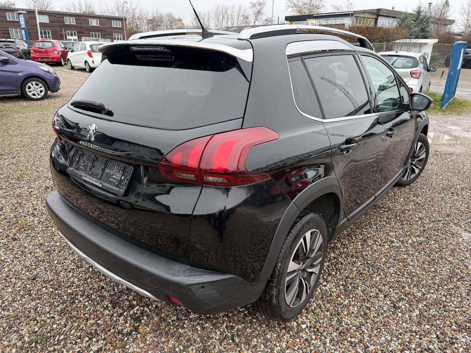 Peugeot 2008 1,5 BlueHDi 100 Allure Sky