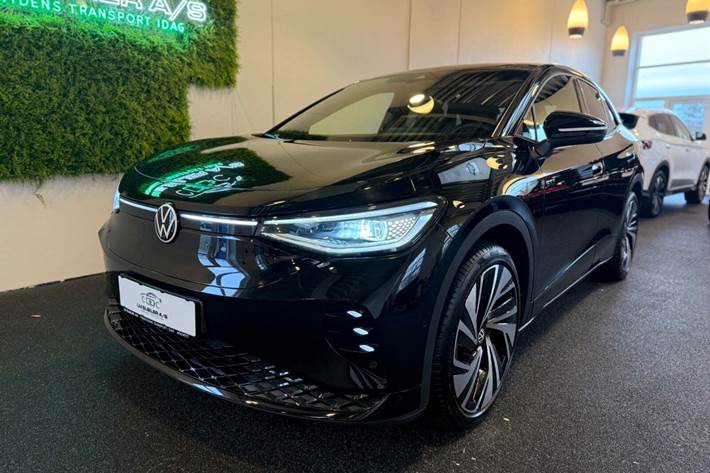 Sort VW ID.5 fra 2023 set udefra