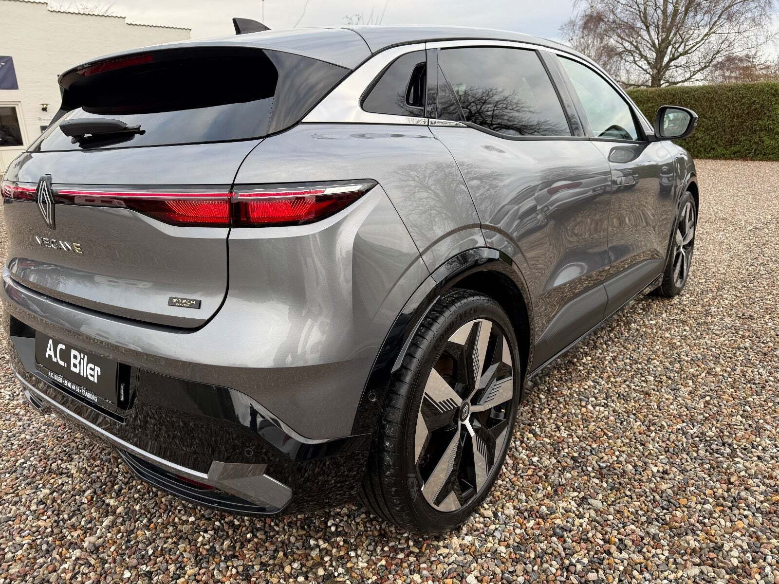 Renault Megane E-Tech 60 Techno