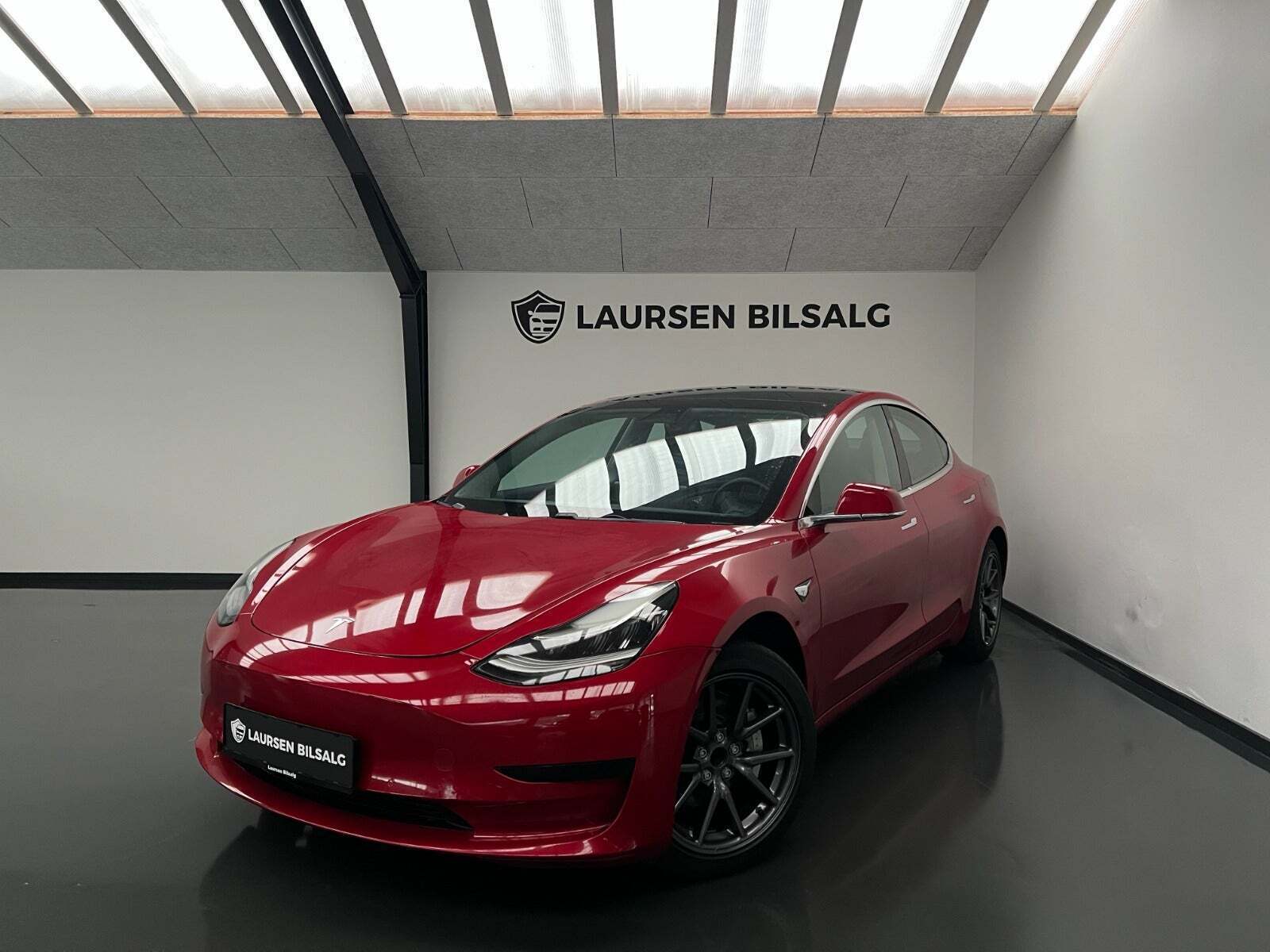 Tesla Model 3 Long Range RWD