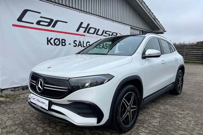 Hvid Mercedes EQA250 fra 2023 set udefra