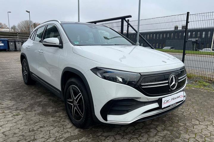 Hvid Mercedes EQA250 fra 2023