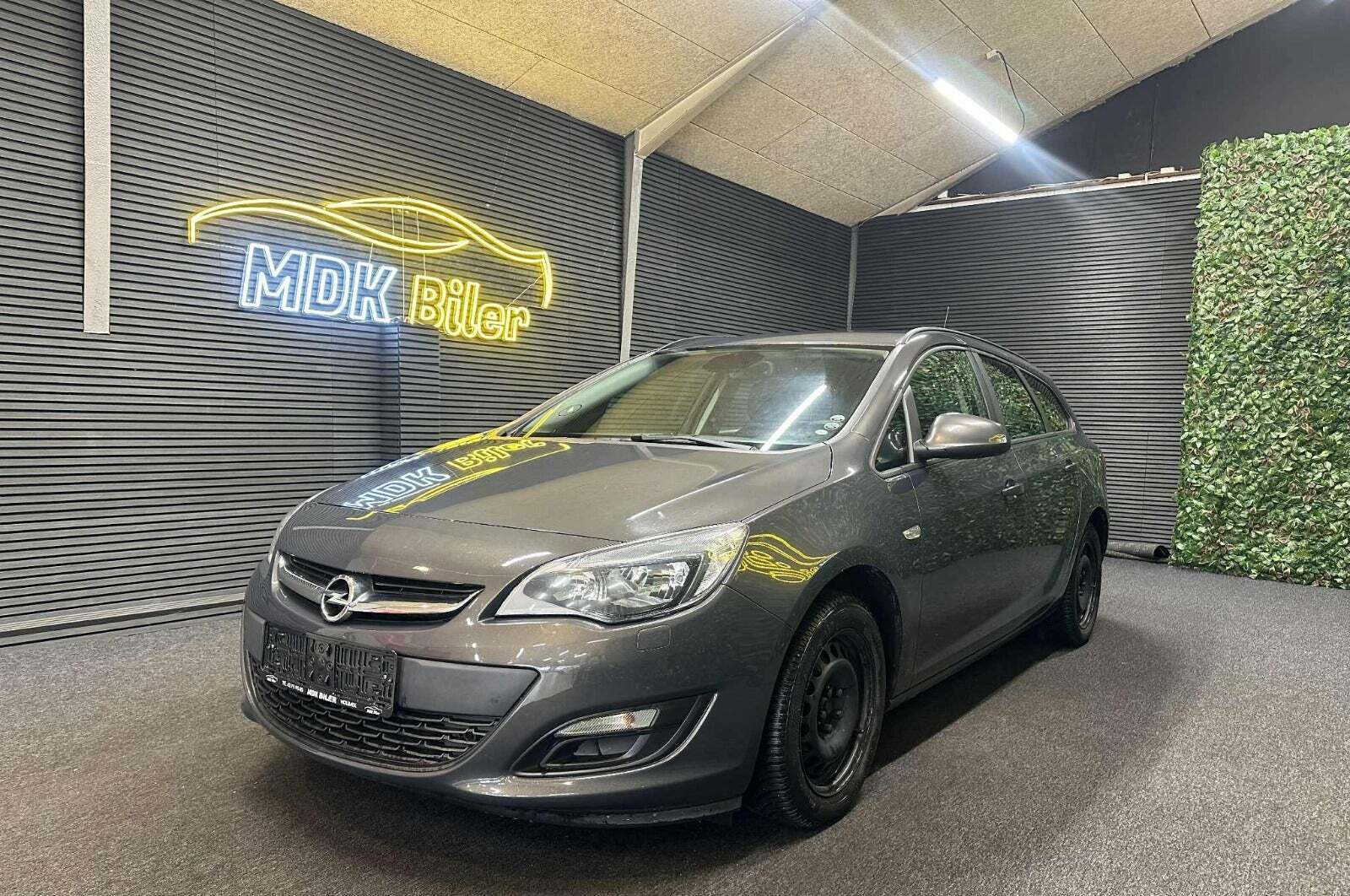 Opel Astra 1,4 T 140 Enjoy Sports Tourer