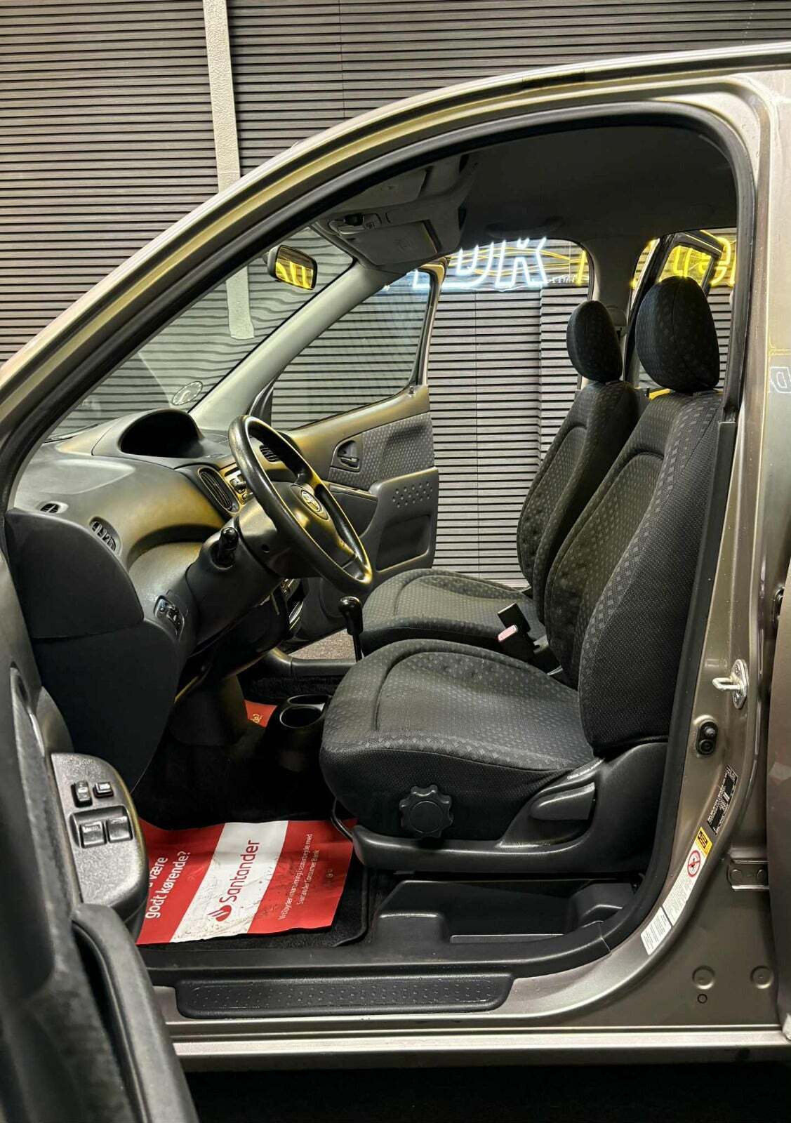 Toyota Yaris Verso 1,3 Luna