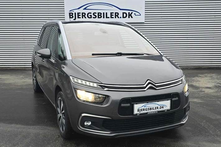Grå Citroën Grand C4 Picasso fra 2018 set udefra