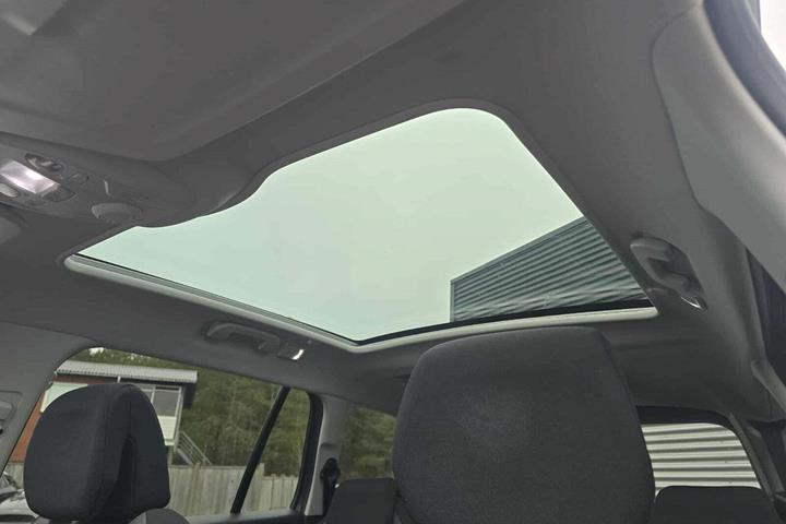 Grå Citroën Grand C4 Picasso fra 2018