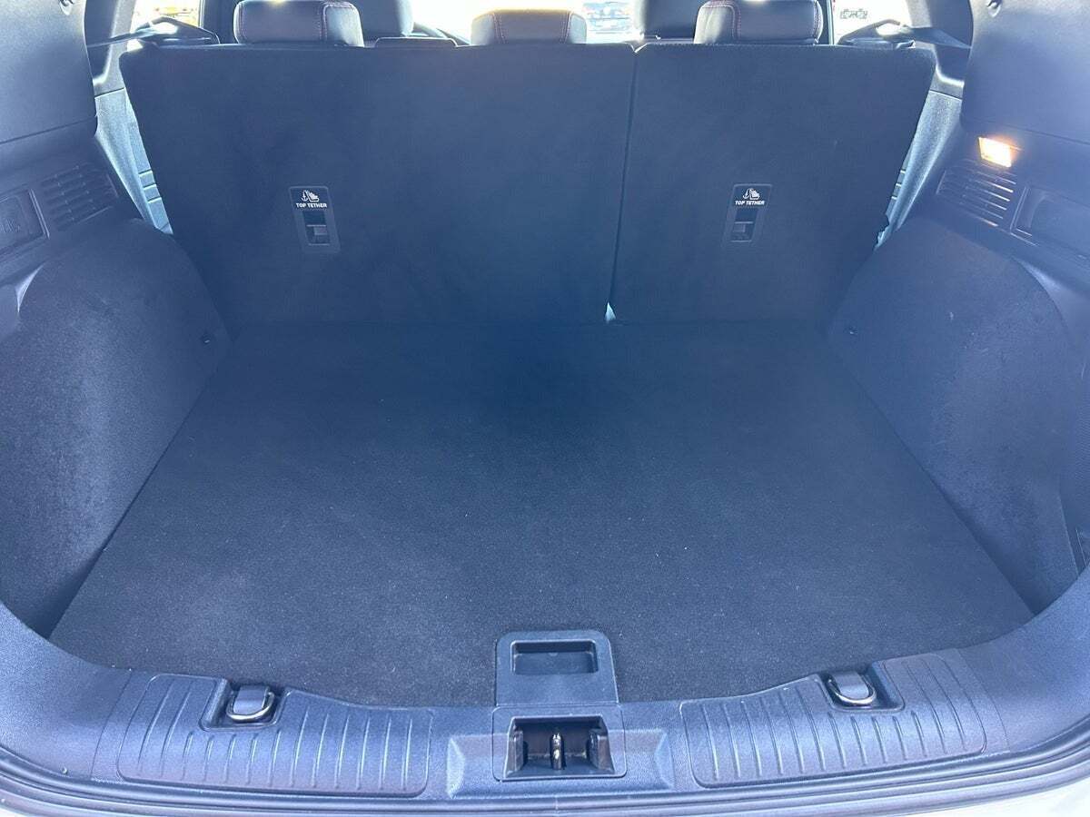 Ford Kuga 2,5 PHEV ST-Line CVT