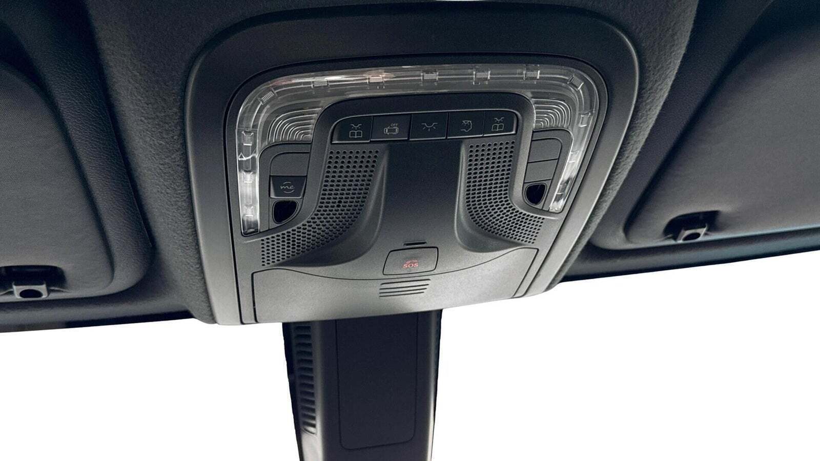 Hvid Mercedes Sprinter 317 fra 2024