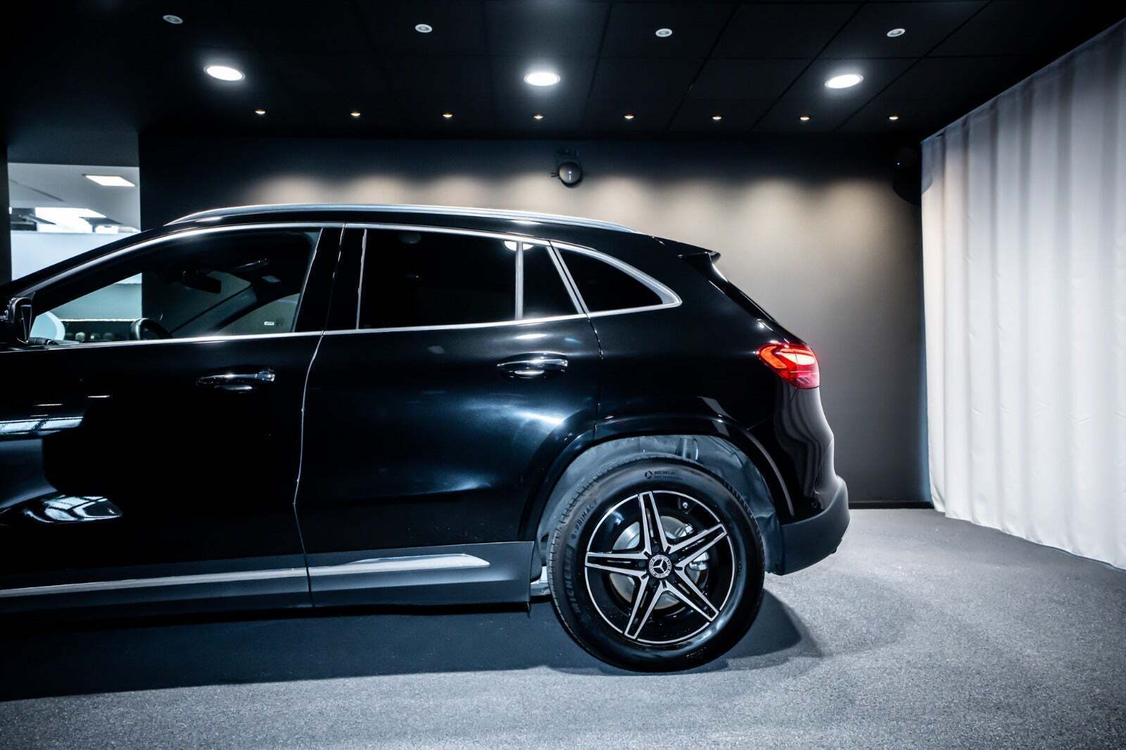 Sort Mercedes EQA250+ fra 2026