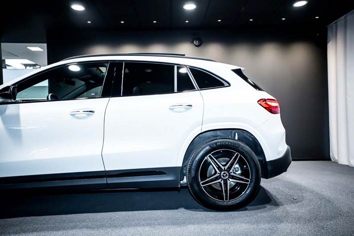 Hvid Mercedes EQA250+ fra 2026