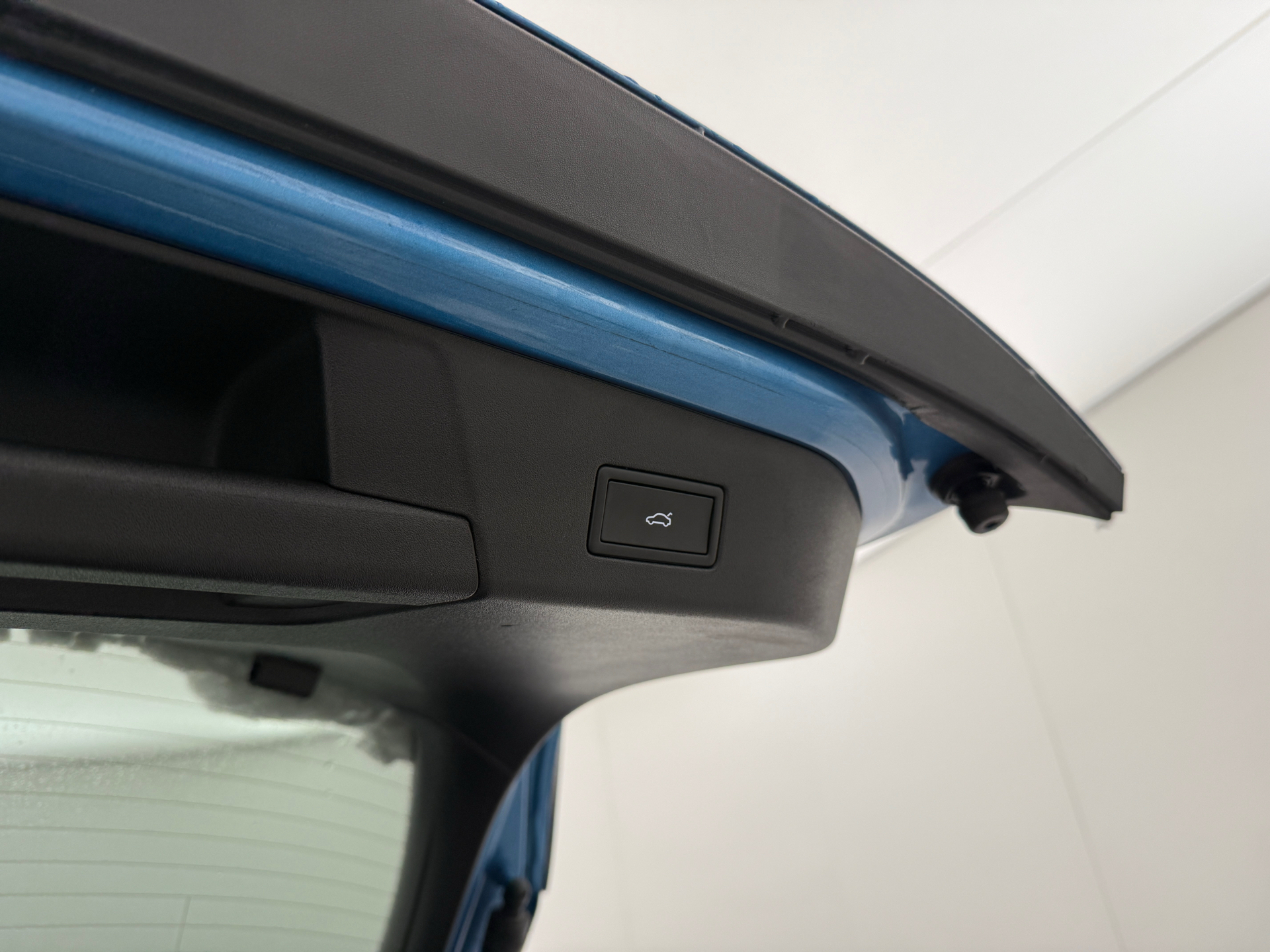 Blå VW ID.5 fra 2025