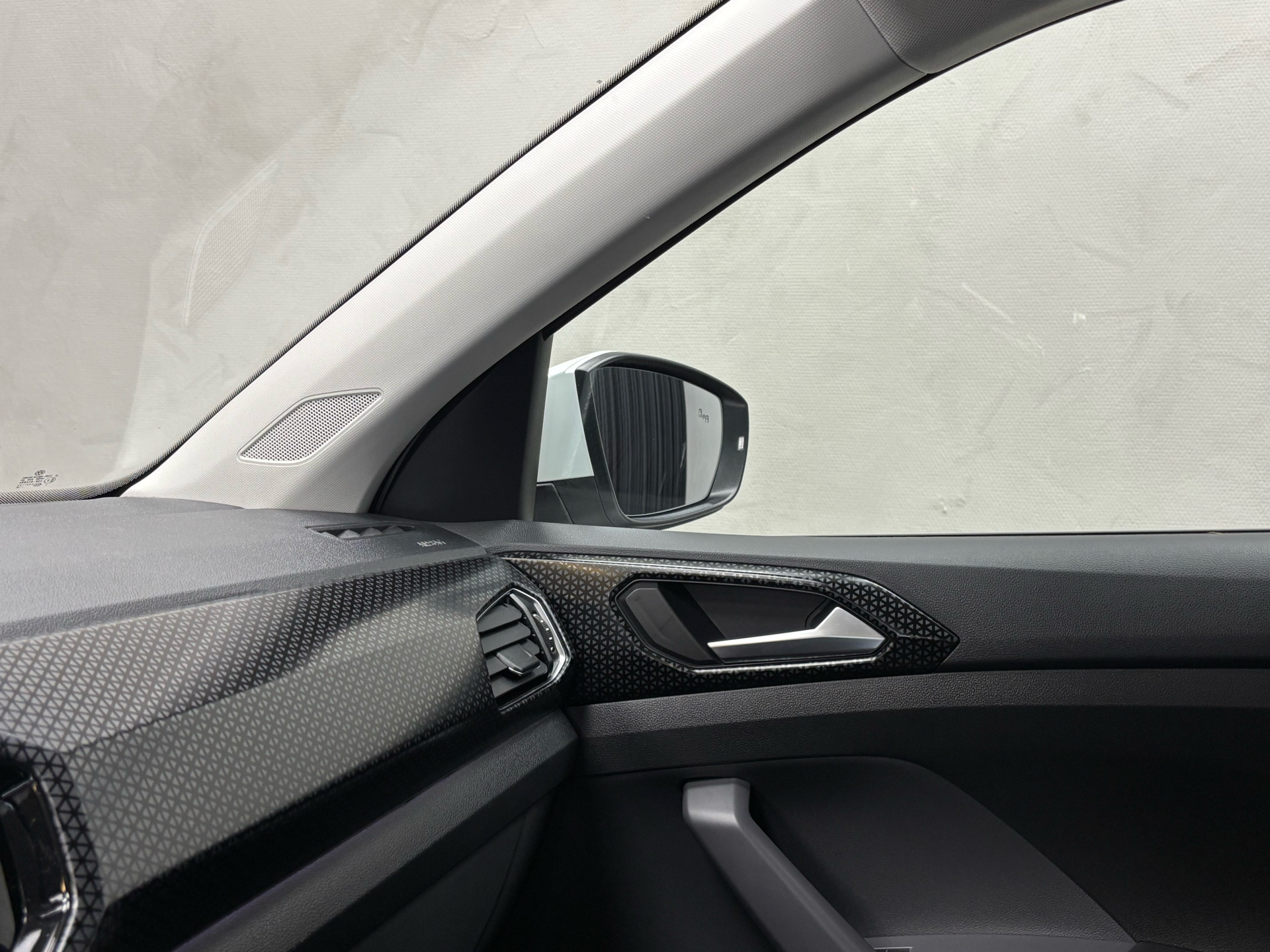 Hvid VW T-Cross fra 2019