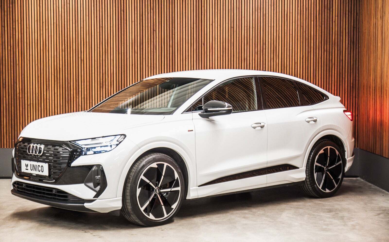 Audi Q4 e-tron 40 S-line Sportback