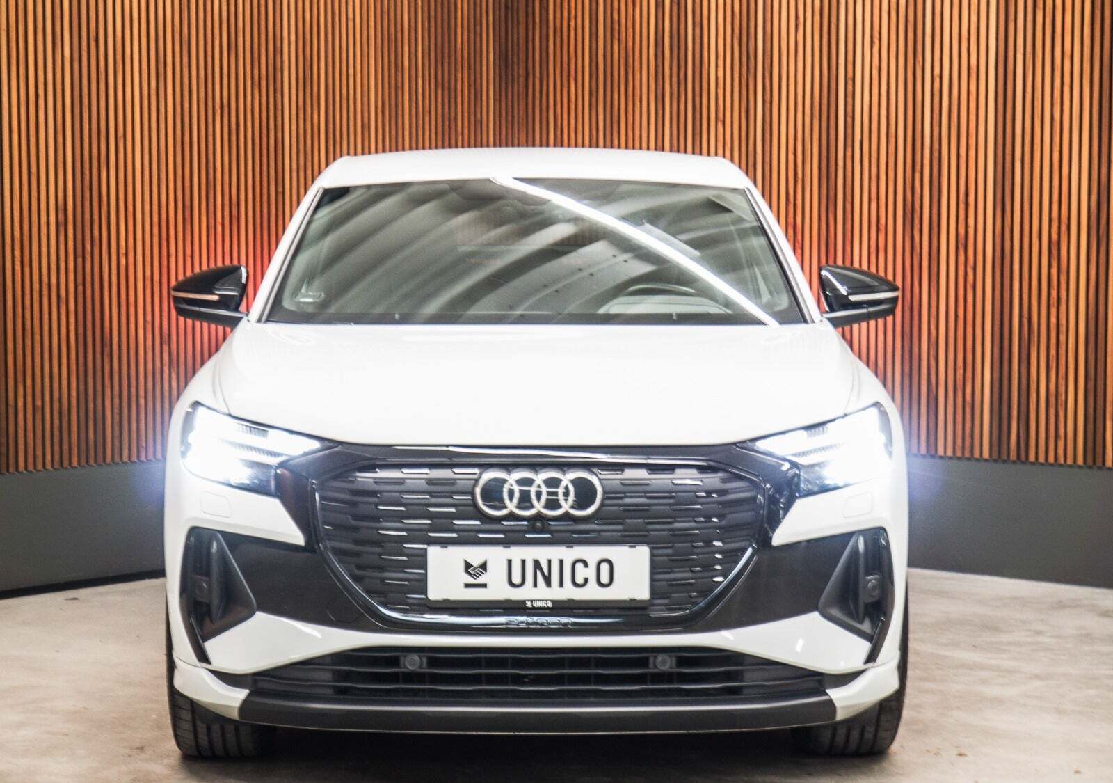 Audi Q4 e-tron 40 S-line Sportback