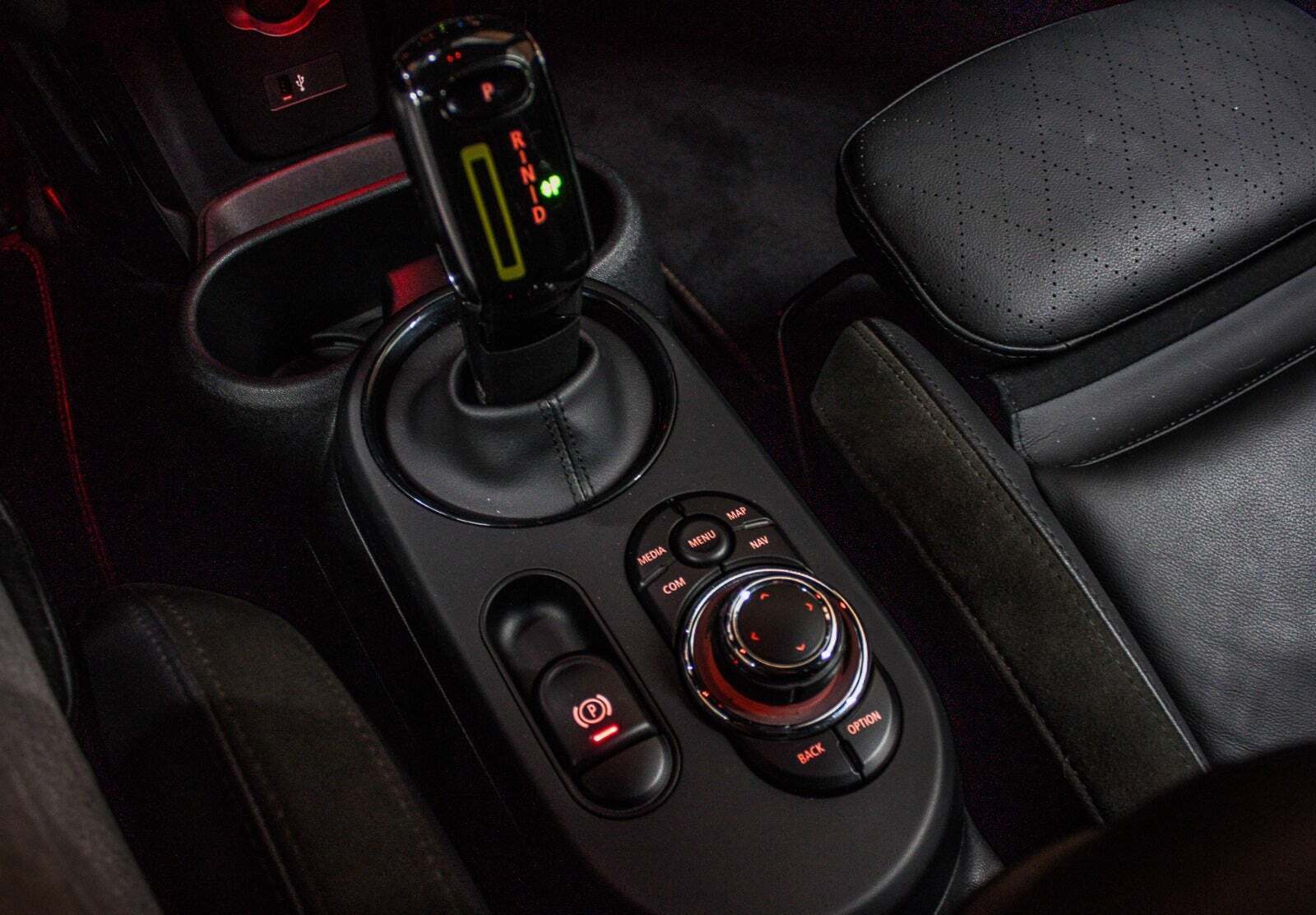 Grå Mini Cooper SE fra 2022