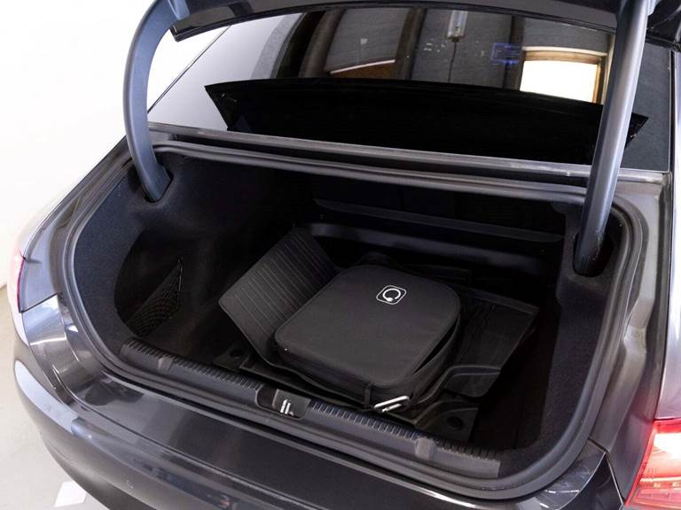 Mercedes EQE300 AMG Line