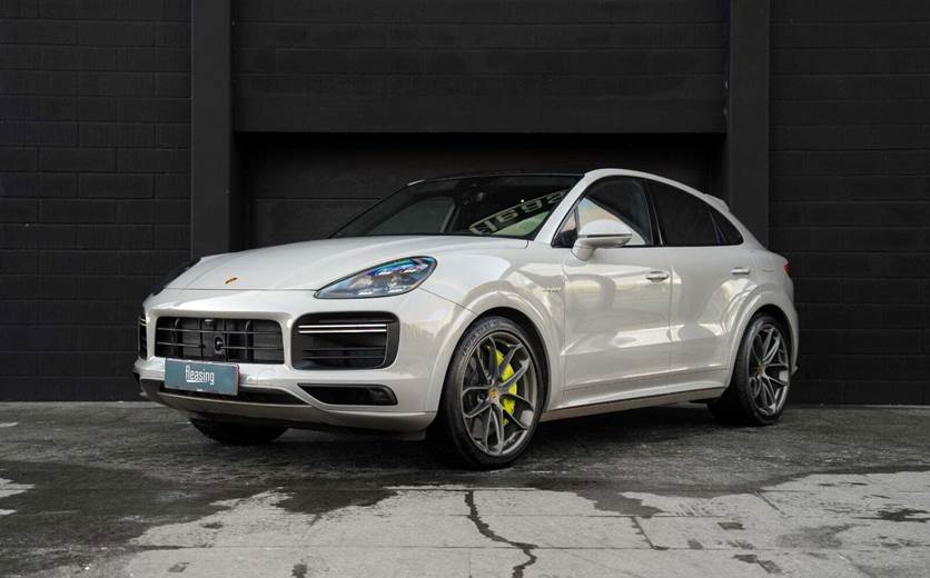 Porsche Cayenne Turbo S 4,0 E-Hybrid Coupé Tiptr.