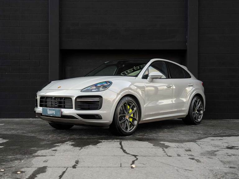 Porsche Cayenne Turbo S 4,0 E-Hybrid Coupé Tiptr.