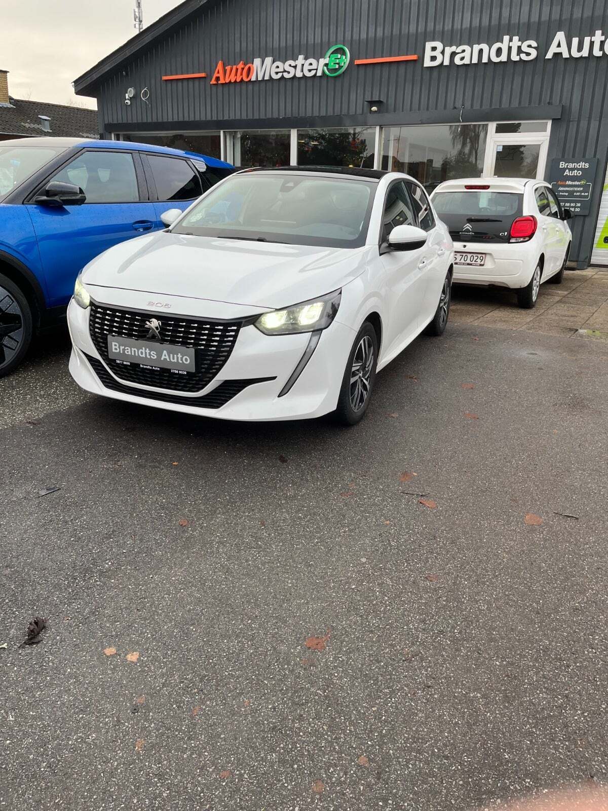 Peugeot 208 1,2 PureTech 100 Allure Sky