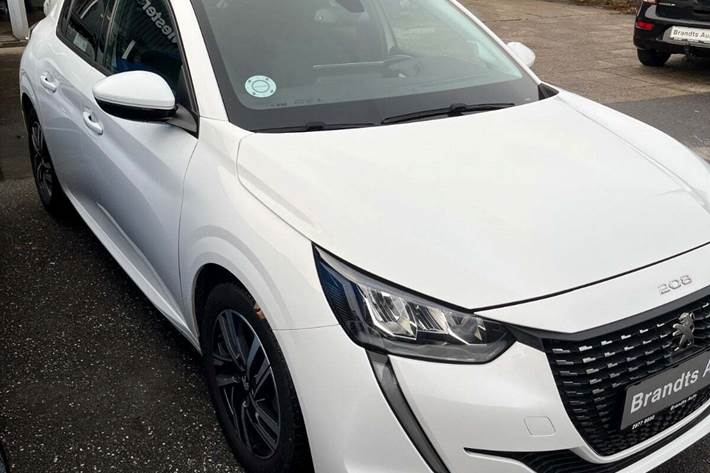 Hvid Peugeot 208 fra 2020
