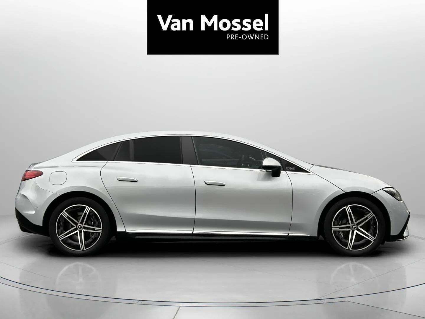 Mercedes EQE300 AMG Line