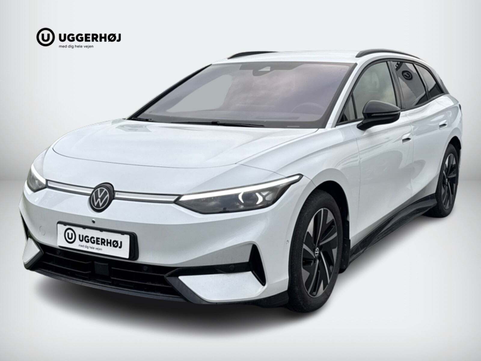 Hvid VW ID.7 fra 2025 set udefra