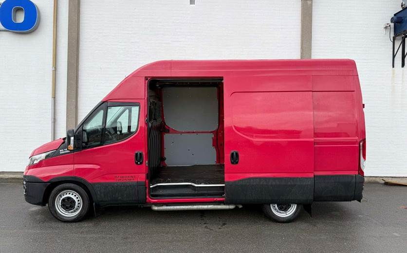 Iveco Daily 3,0 35S18 13,4m³ Van AG8